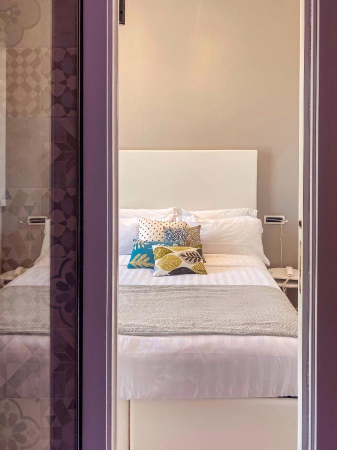 Deluxe Double or Twin Room Balcony