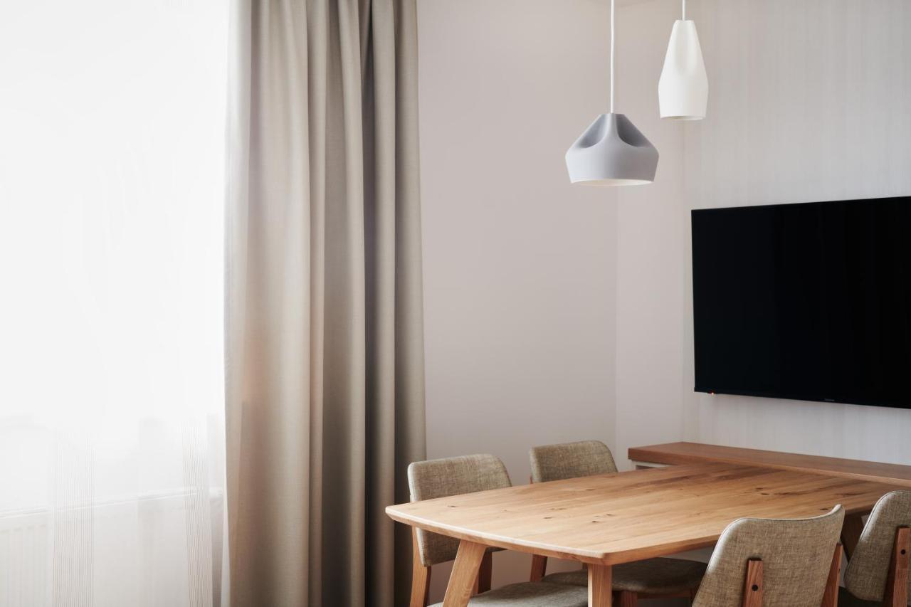One-Bedroom Apartment Air Condition