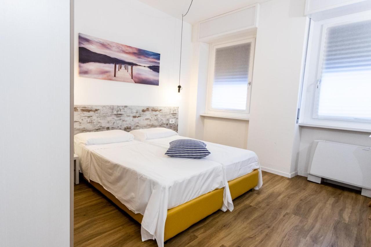 Twin Room Bathroom
