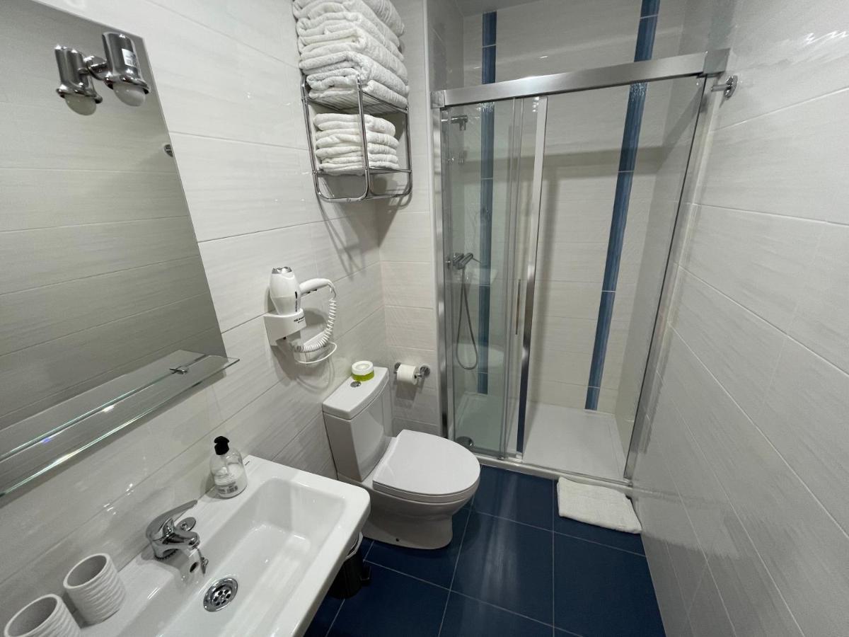 Two-Bedroom Deluxe Apartment
