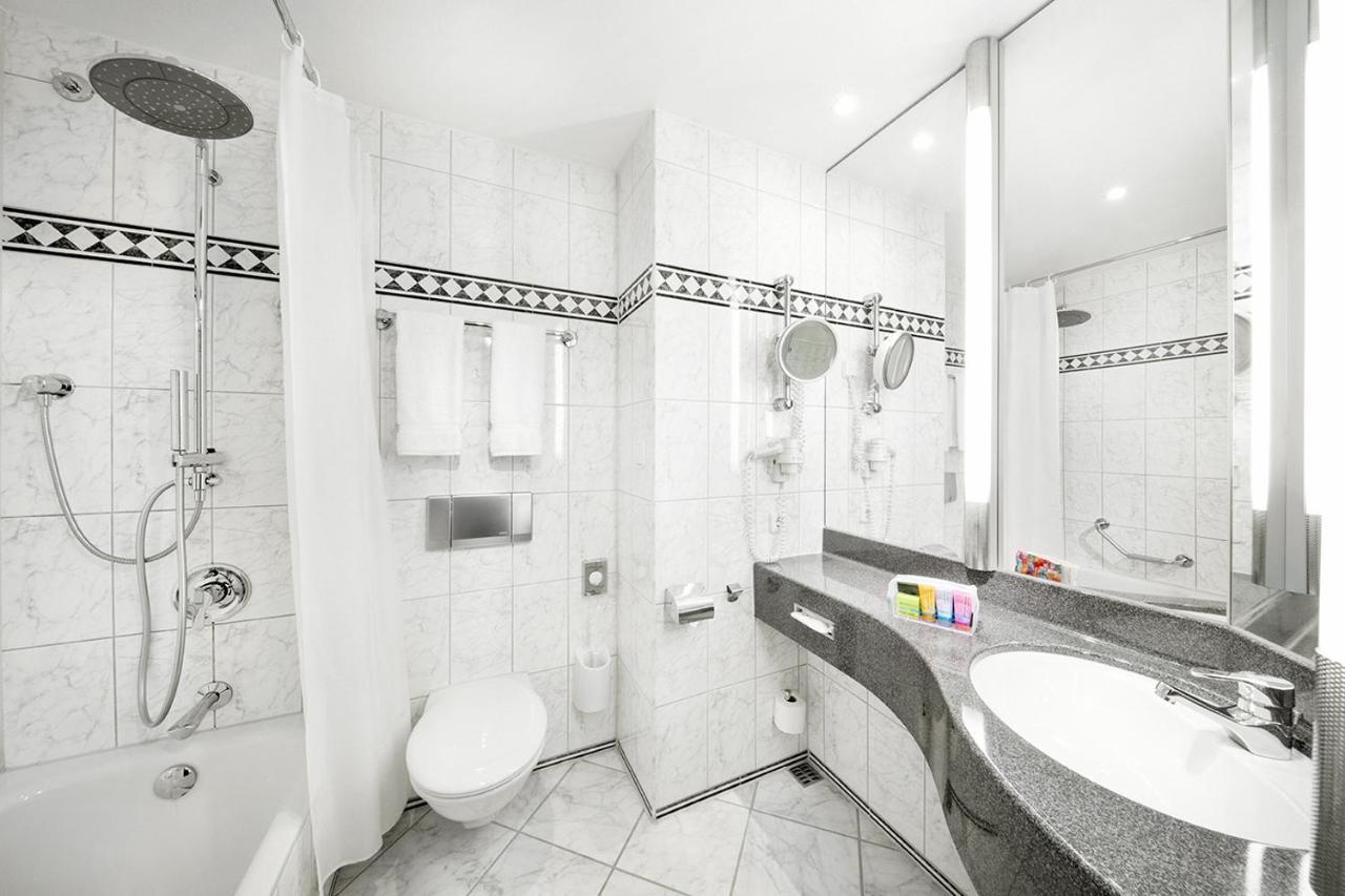 Double Room Street View
