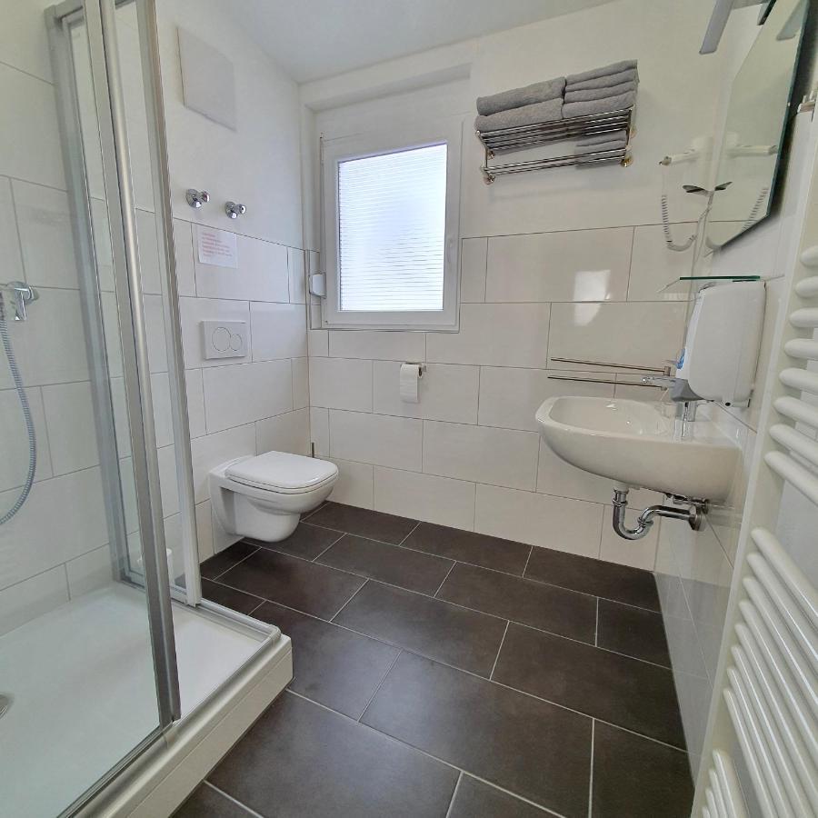 Double or Twin Room Private Bathroom,1139855650:JPEG
