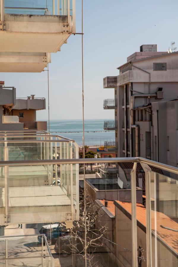 Studio Balcony