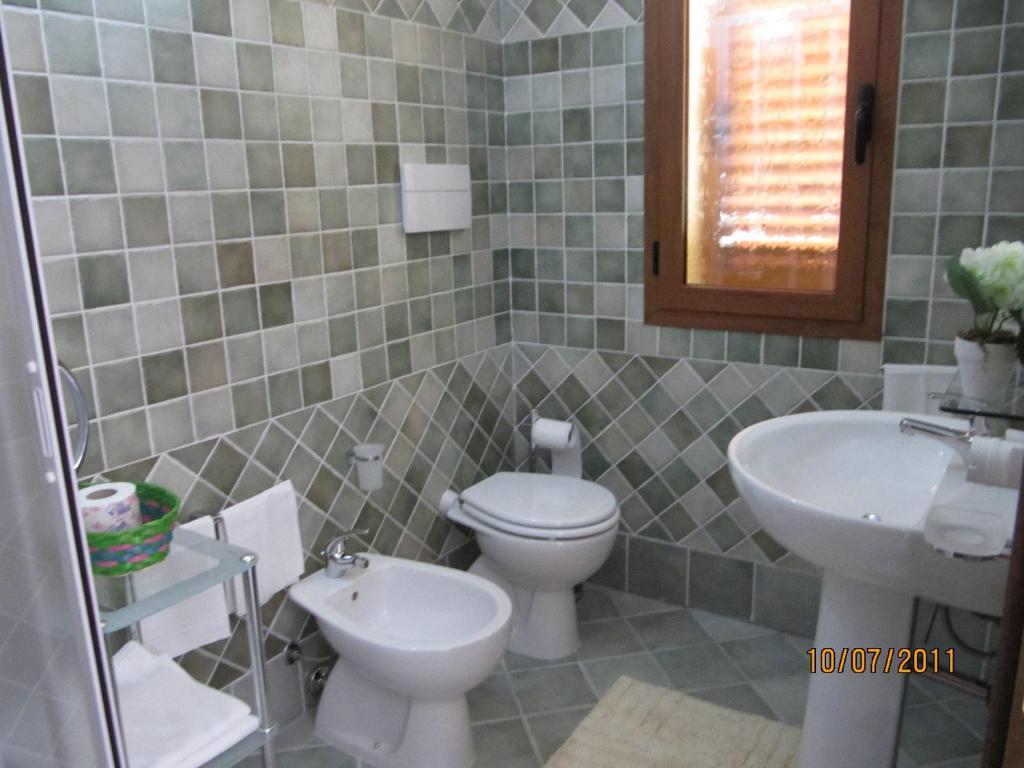 Two-Bedroom Apartment,239093157:JPEG