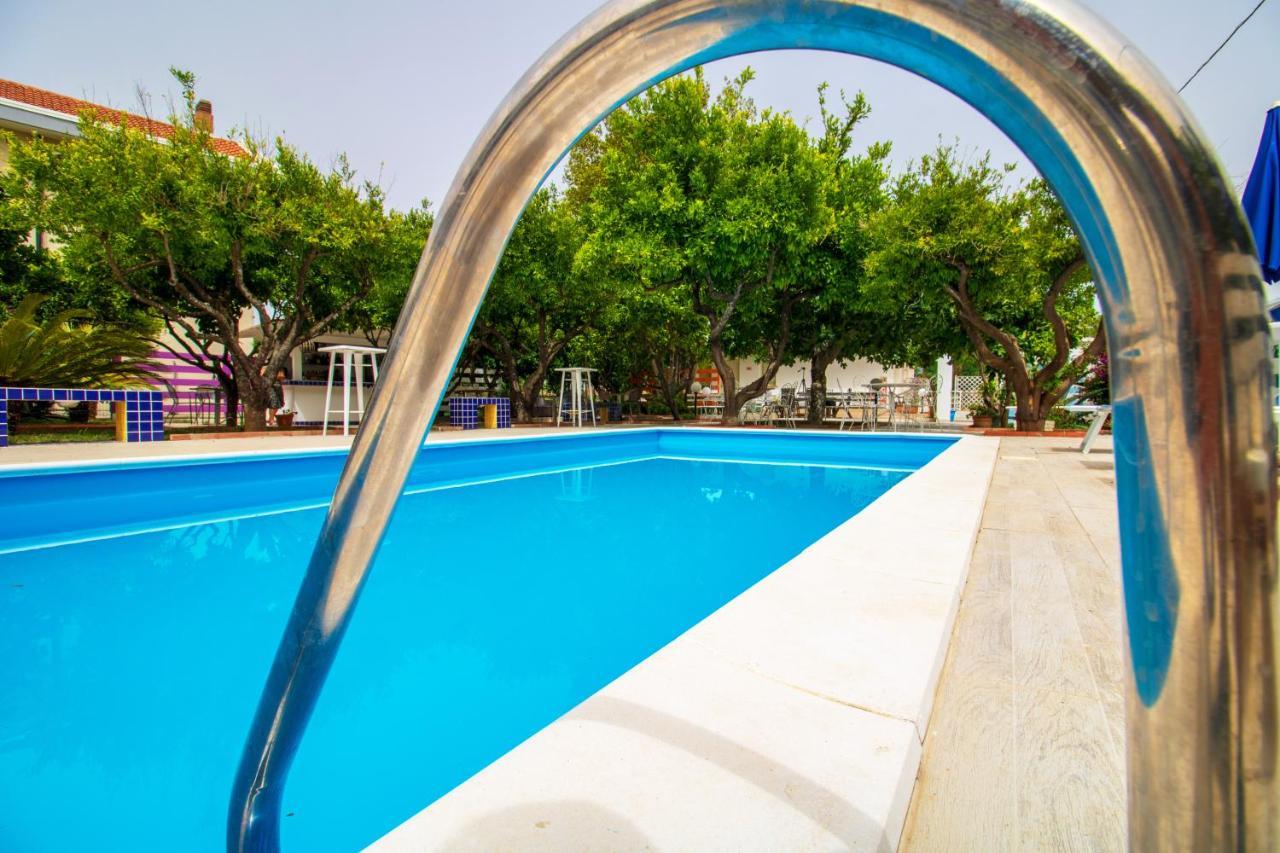 Quadruple Room Pool View ground floor