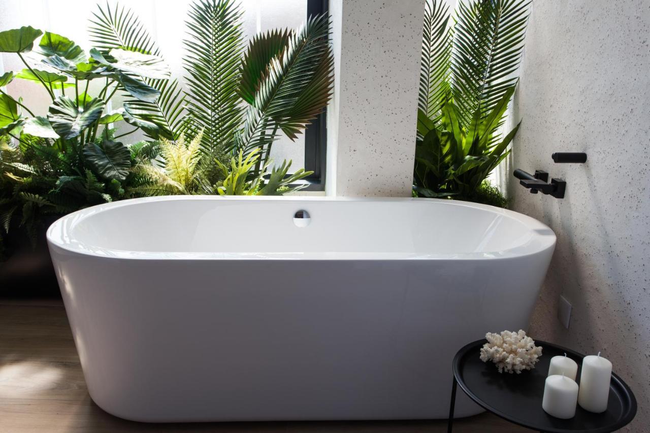 Premium Double Room Bath Exenta