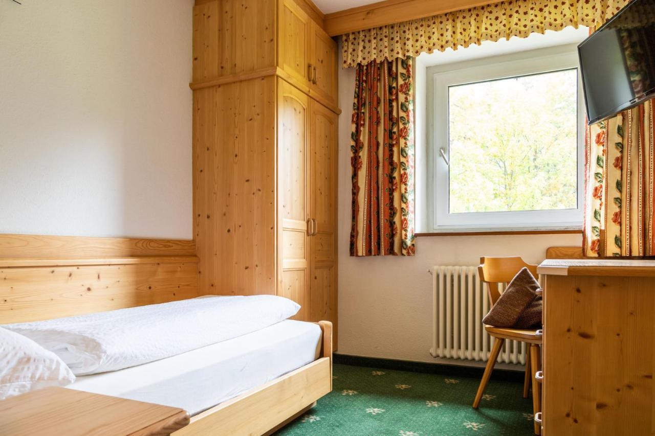 Single Room,1141018000:JPEG
