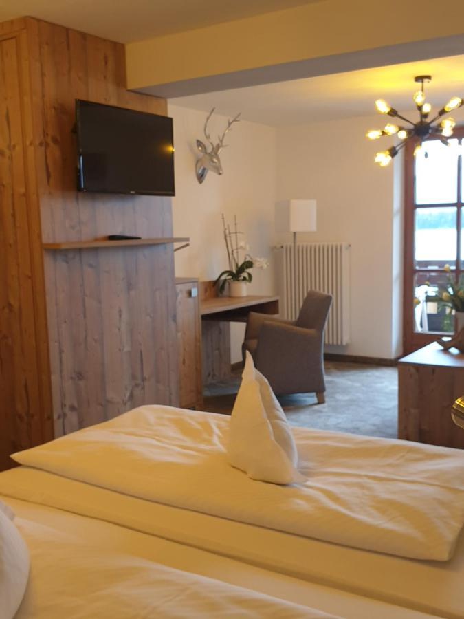 Loge Room