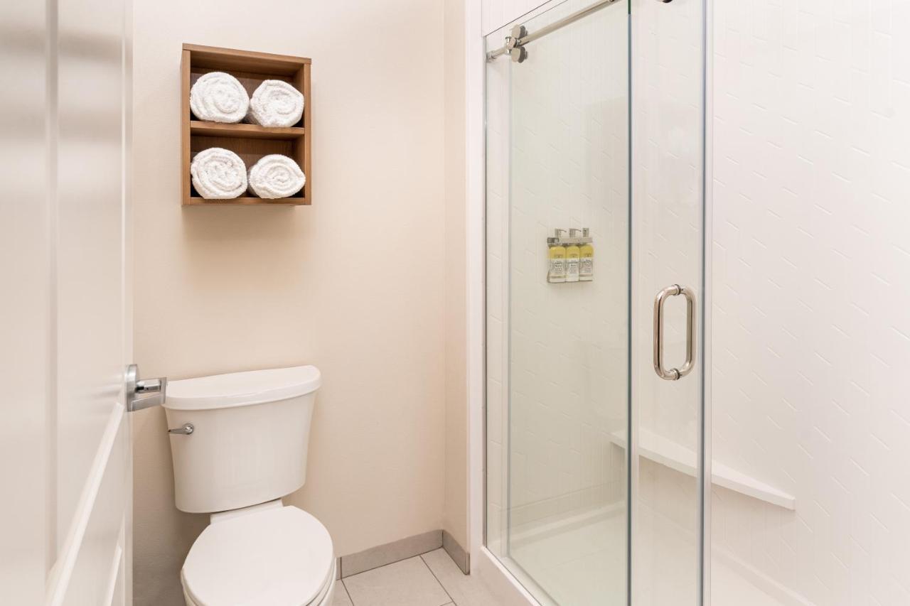 King Studio Suite