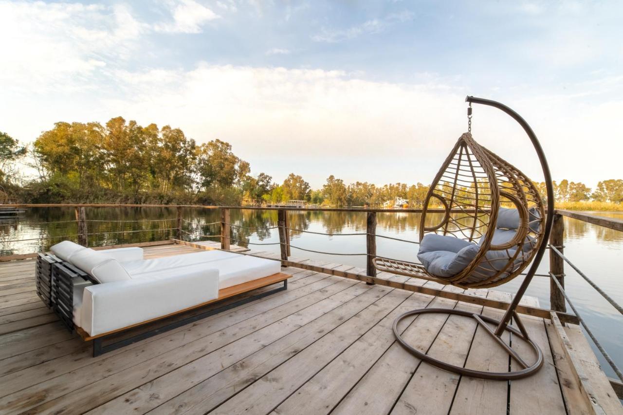 Cottage Lake View