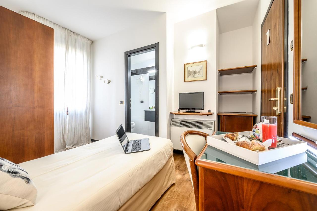 Small Single Room