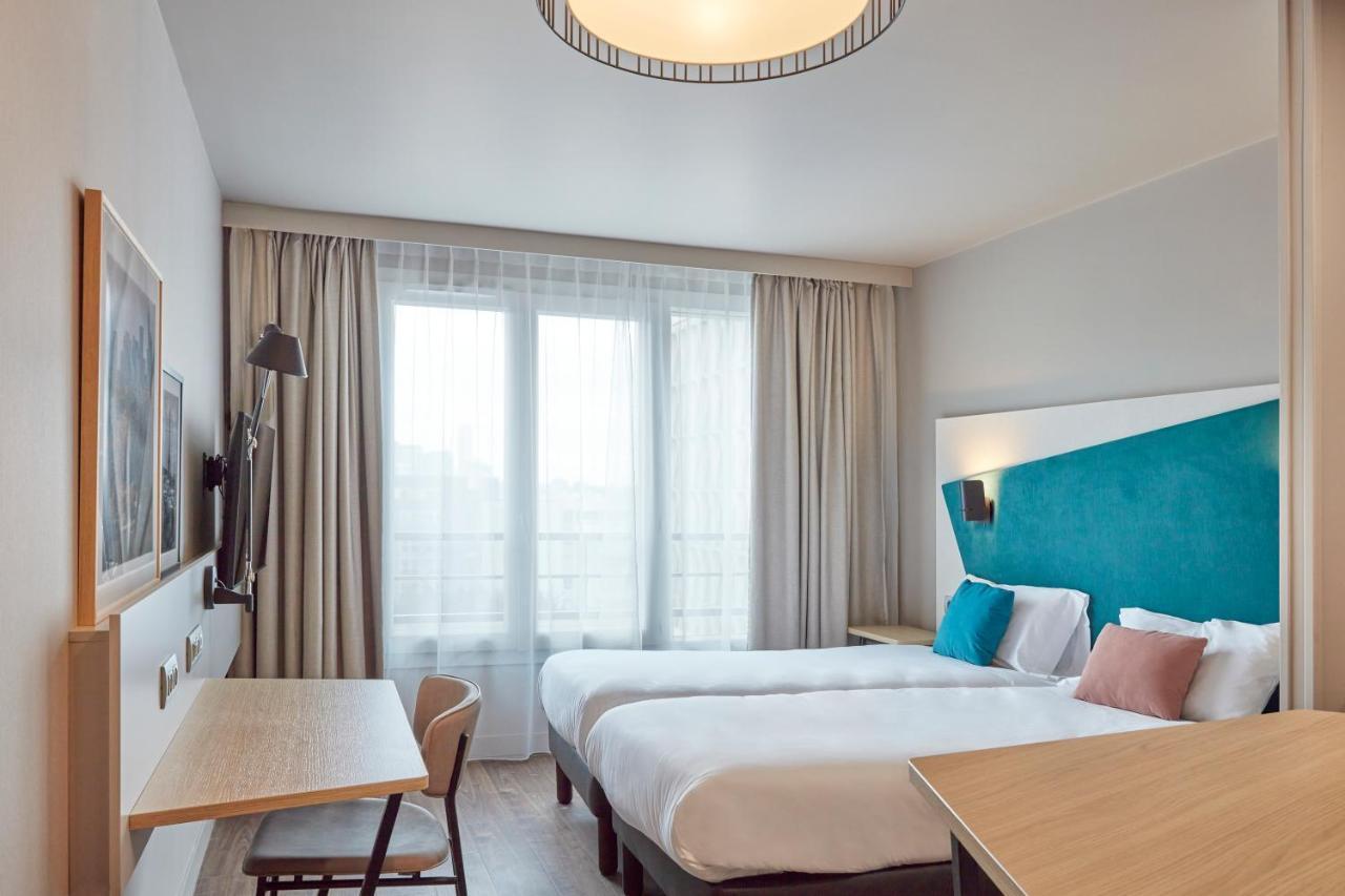 Studio Twin Beds