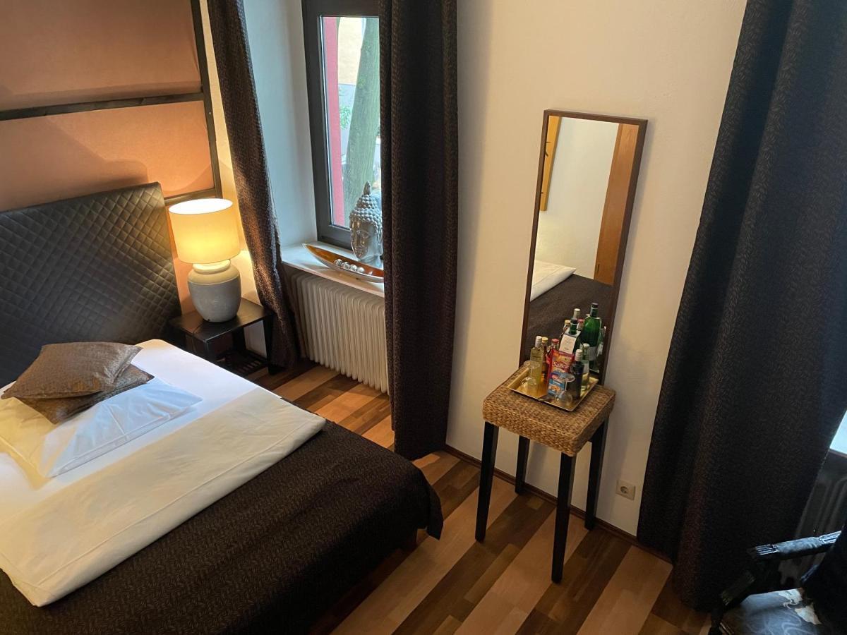 Basic Double Room