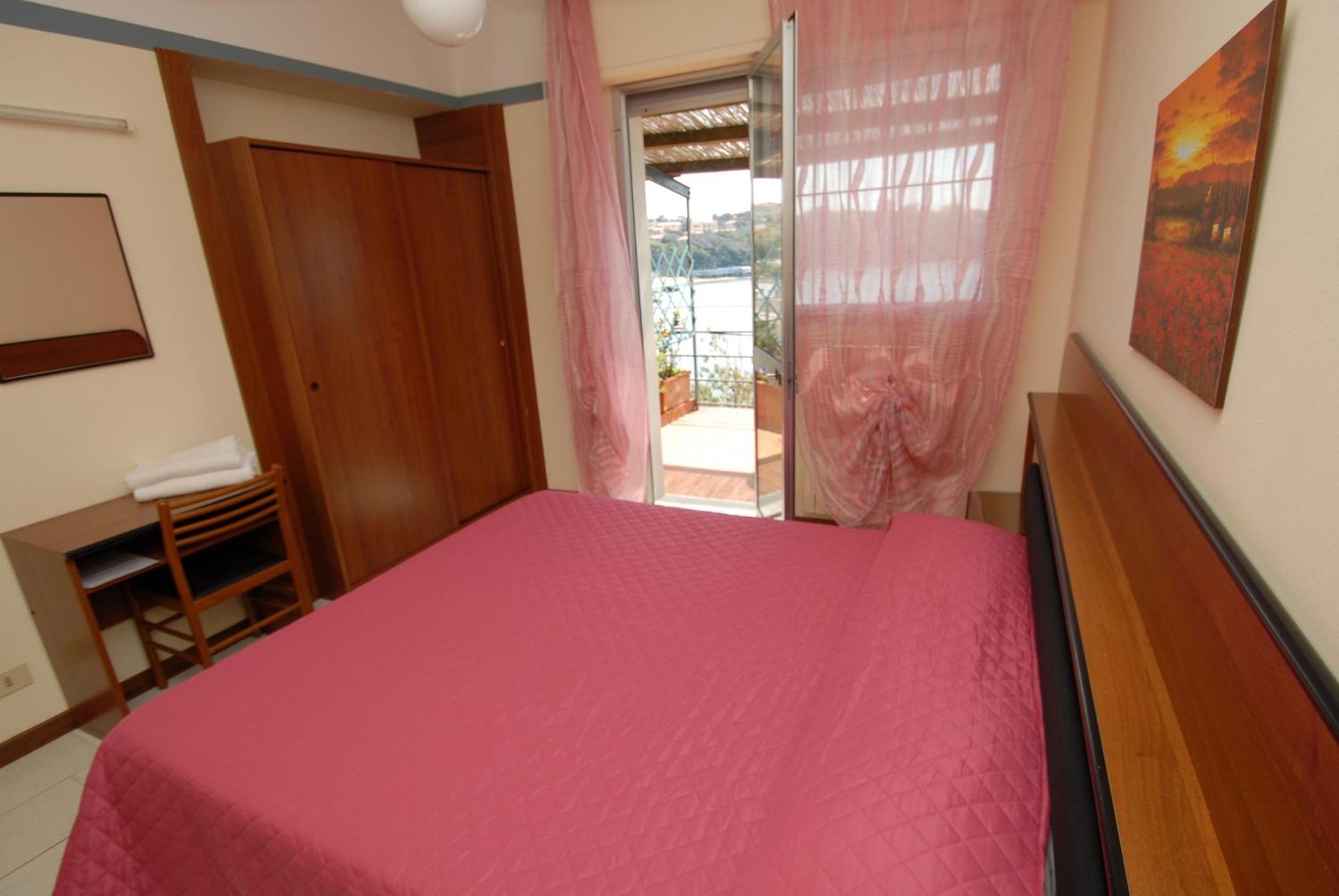 Standard Double Room Balcony Sea View,669333846:JPEG