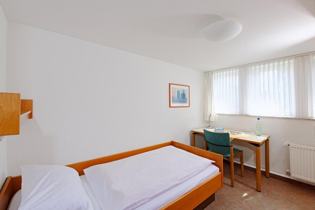 Standard Single Room,1145314801:JPEG