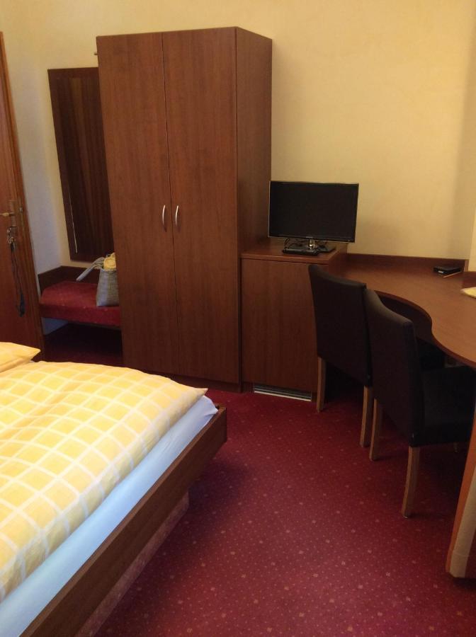 Small Double or Twin Room