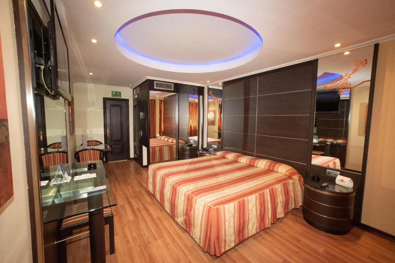 Standard Double Room,1143360112:JPEG
