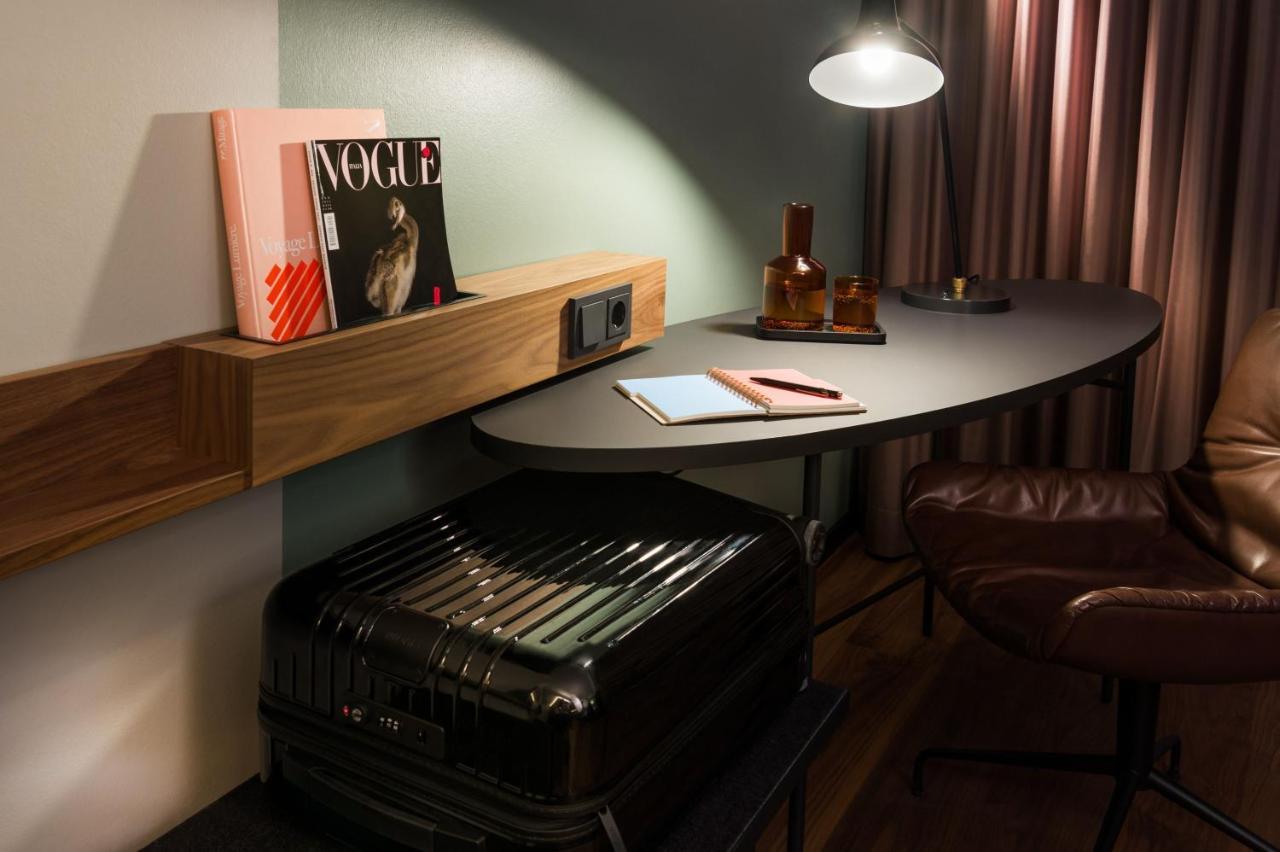 Urban Room