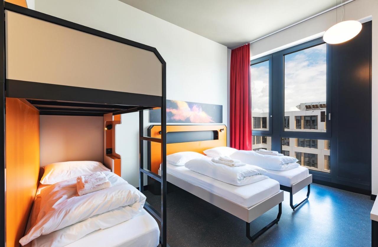 Bed 4-Bed Mixed Dormitory Room