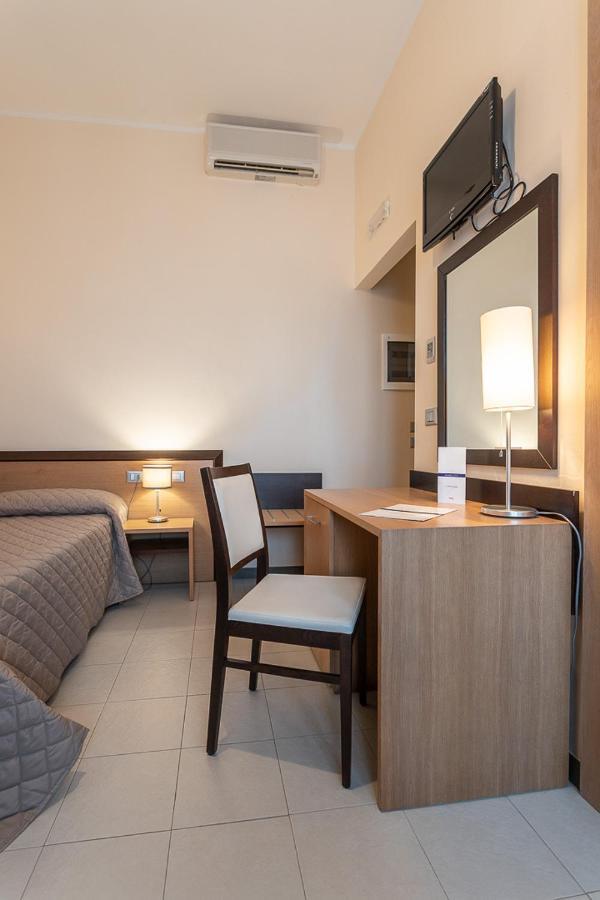 Basic Single Room,1145424280:JPEG