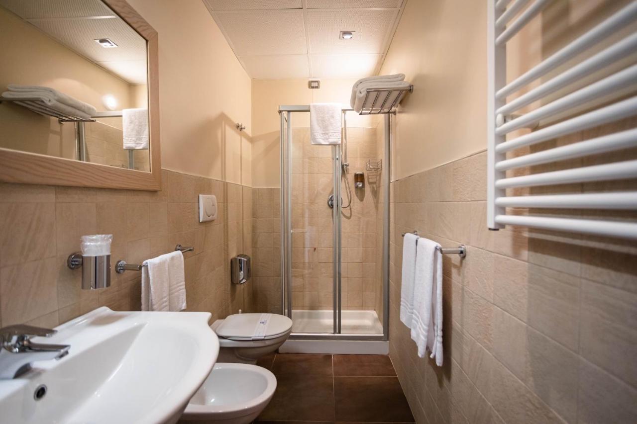 Superior Double or Twin Room,1746844415:JPEG