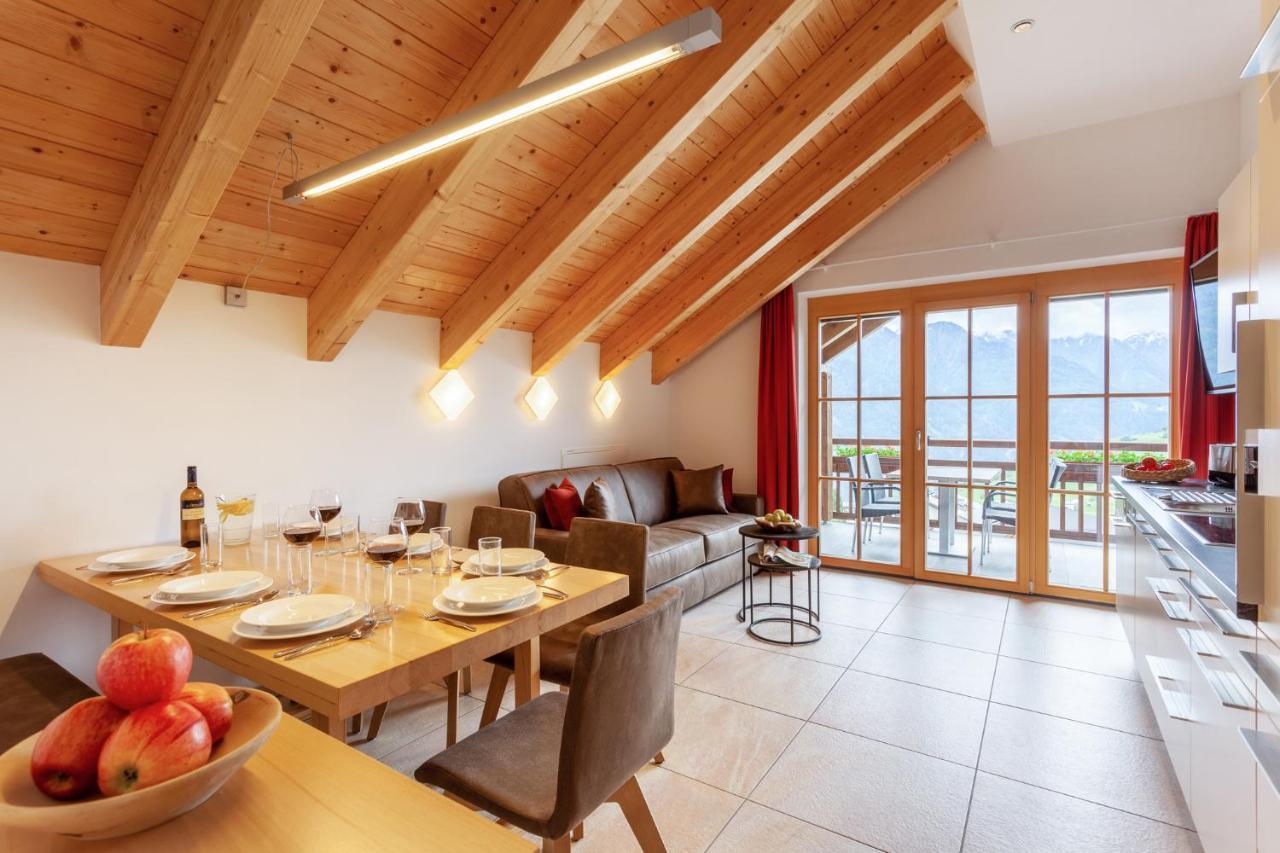 One-Bedroom Apartment with Infrared Cabin,1145838022:JPEG