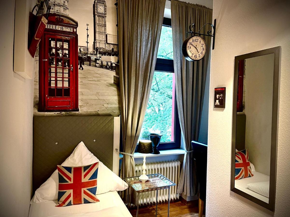 Economy Single Room