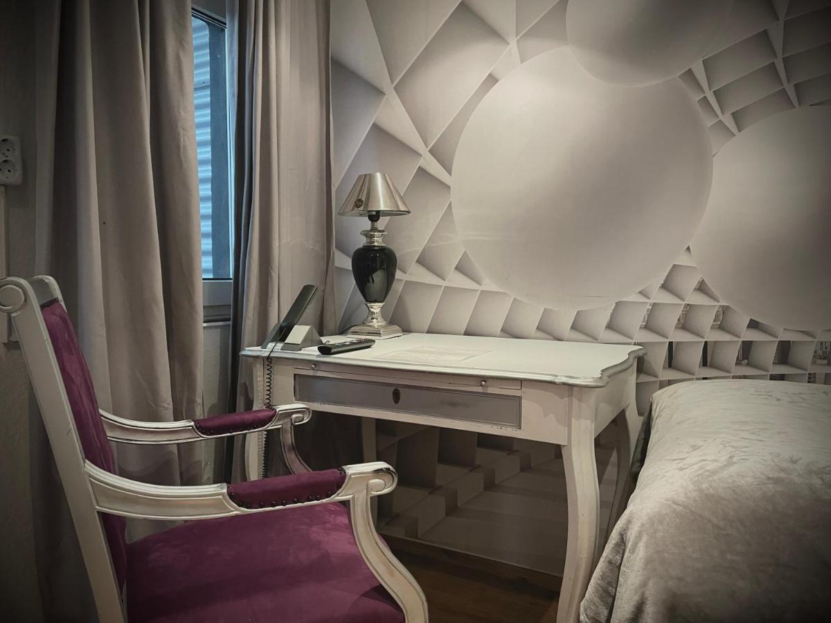 Economy Single Room