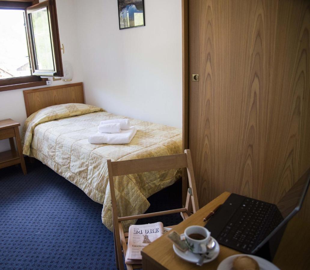Classic Single Room,248473349:JPEG