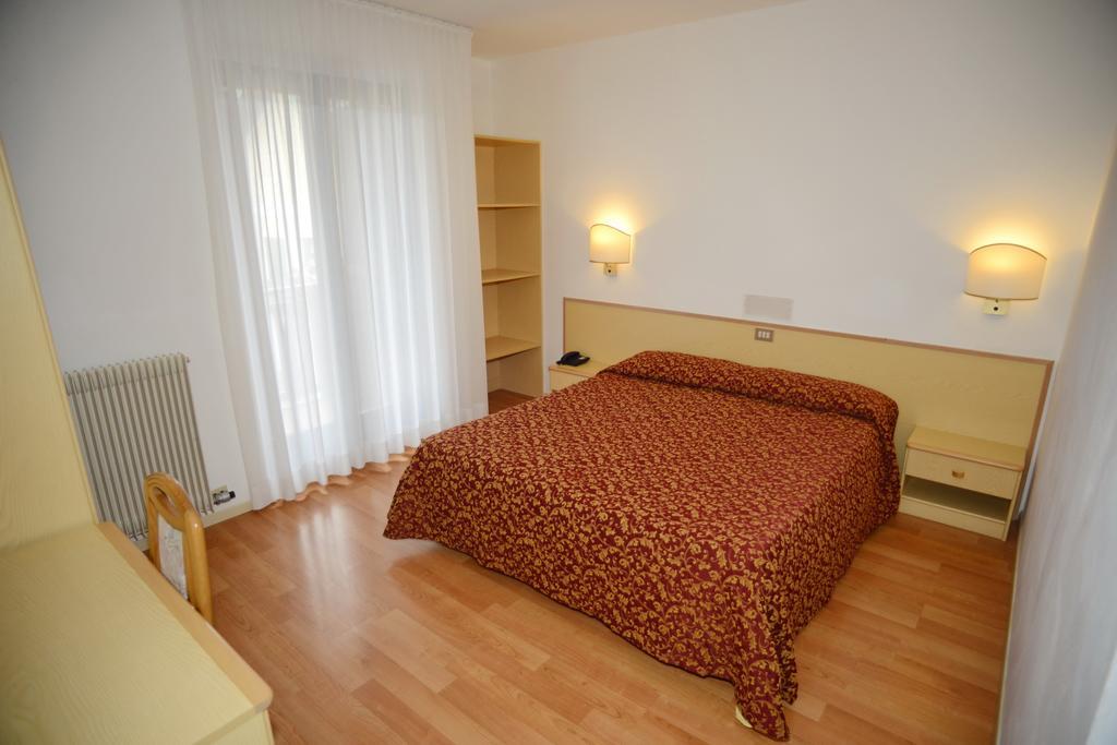 Standard Double or Twin Room,1730555085:JPEG