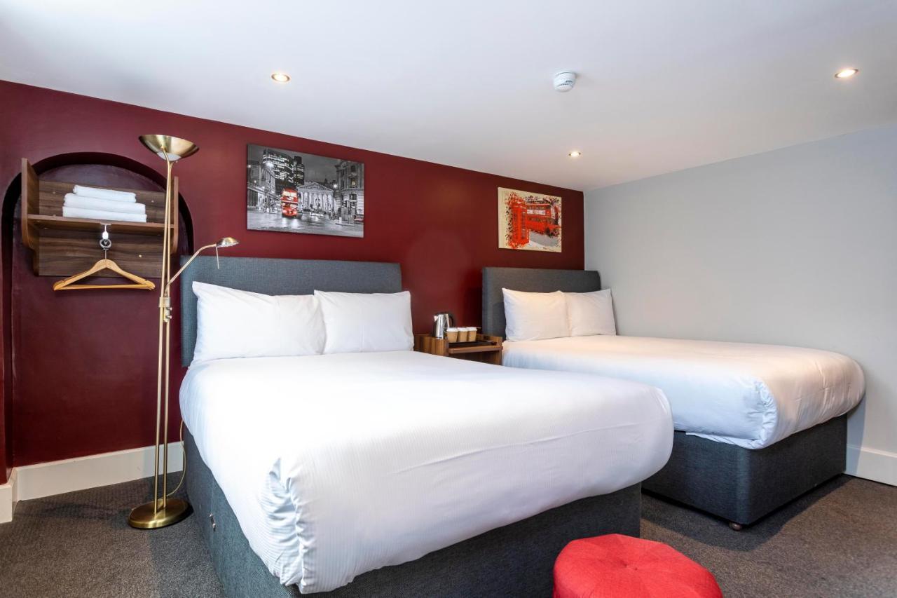 Queen Room Two Queen Beds