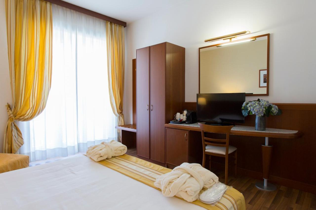 Deluxe Double Room Balcony