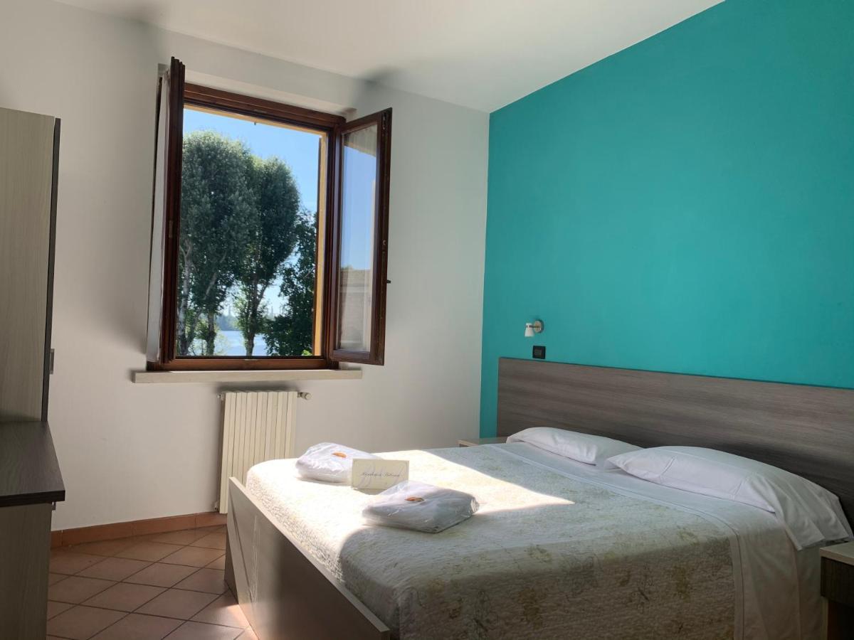 Deluxe Double or Twin Room Lake View