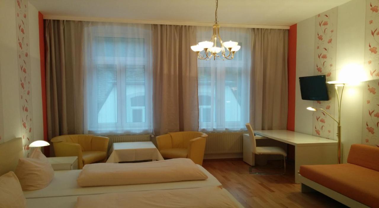 Triple Room,1147050598:JPEG