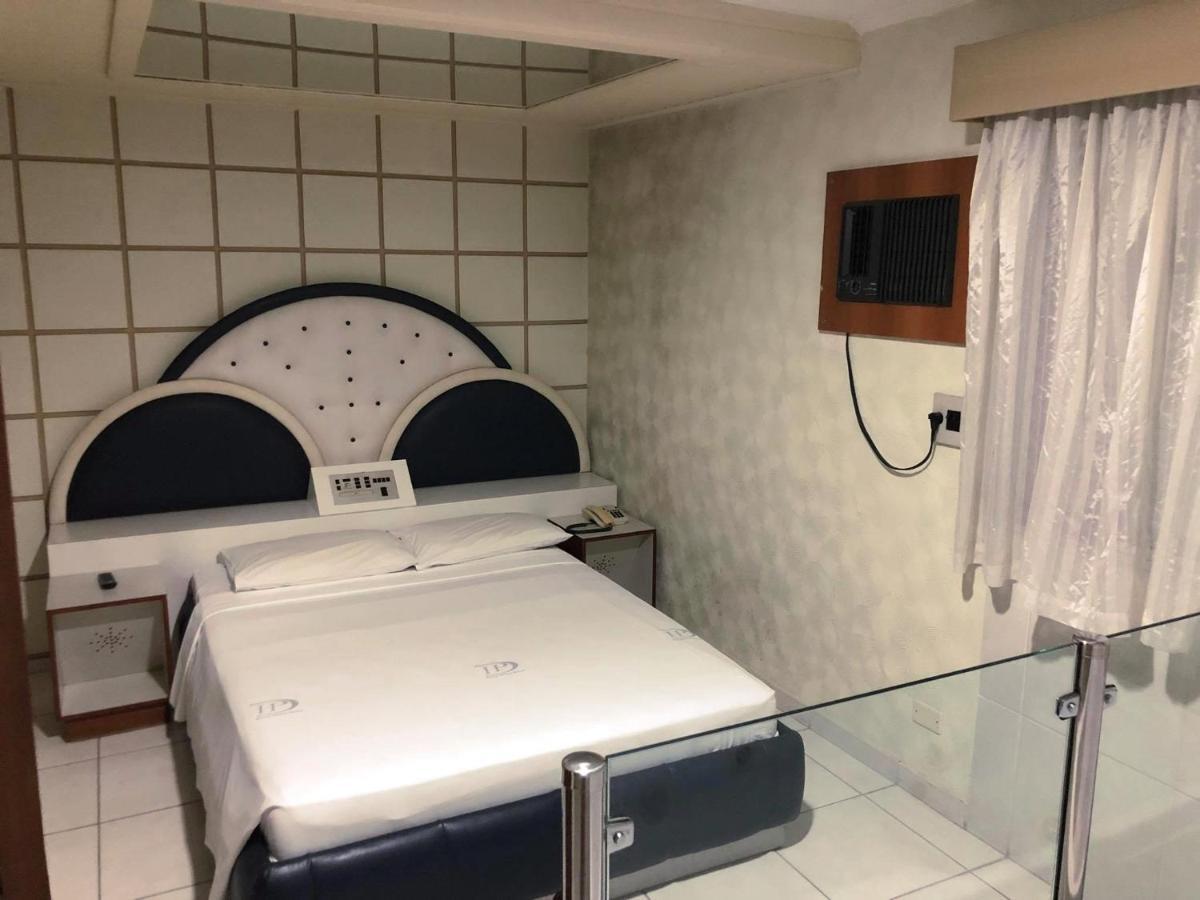 Suite Spa Bath,1196400442:JPEG