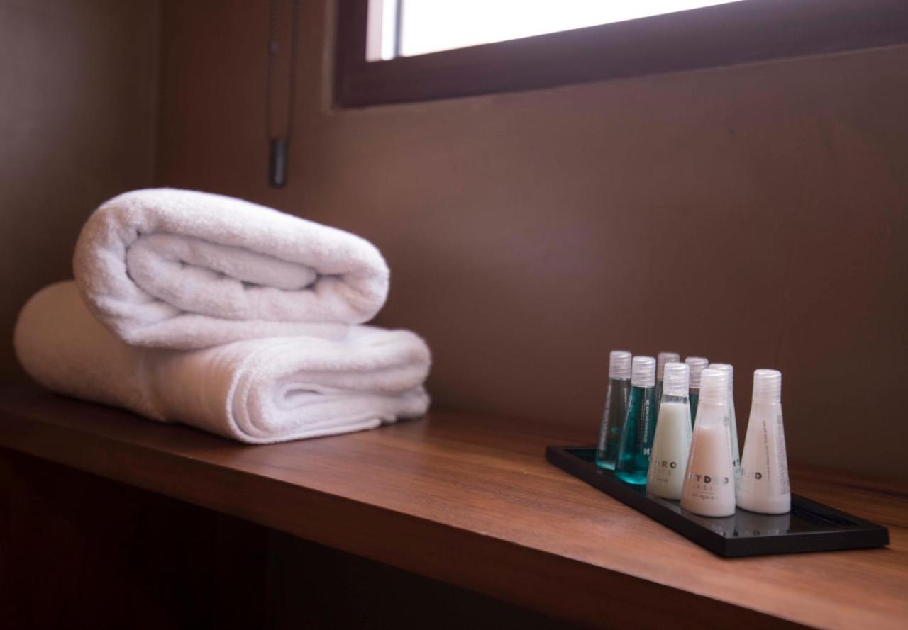 King Suite Spa Bath 4