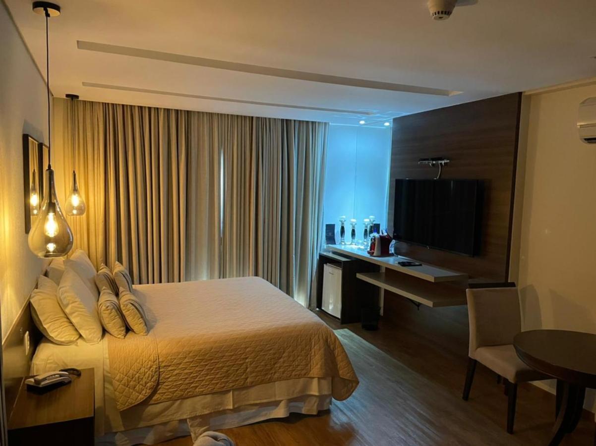 Presidential Suite,1589089681:JPEG