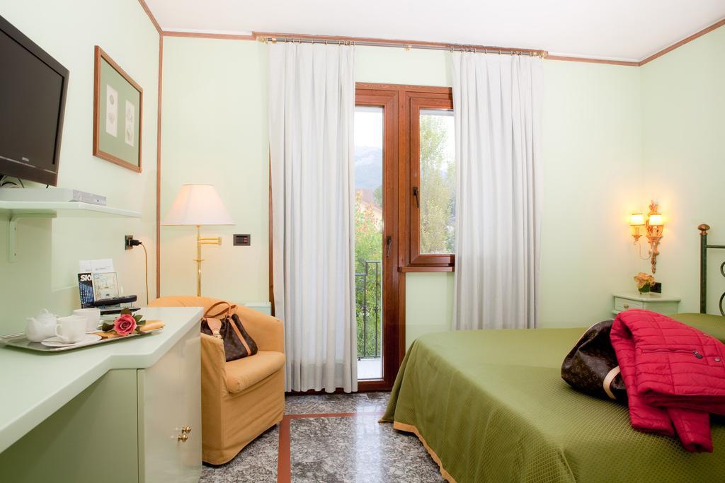 Double Room,114922460:JPEG
