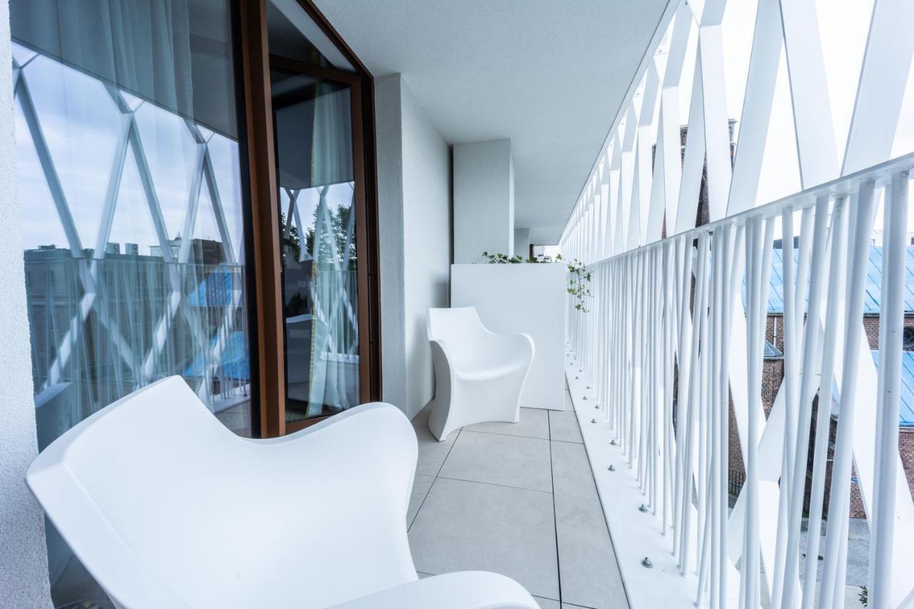 Design Room Balcony