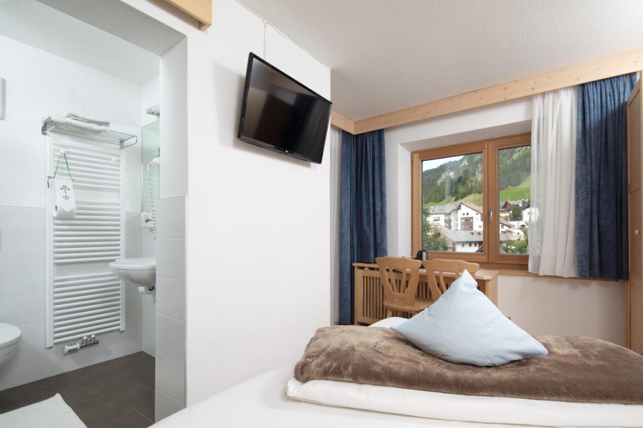 Single Room Balcony