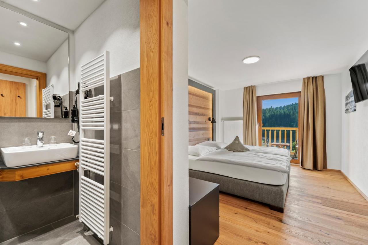 Small Double Room Lake View