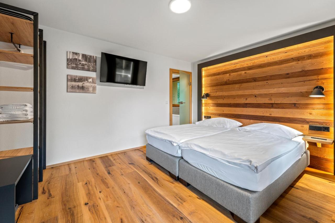 Small Double Room Lake View