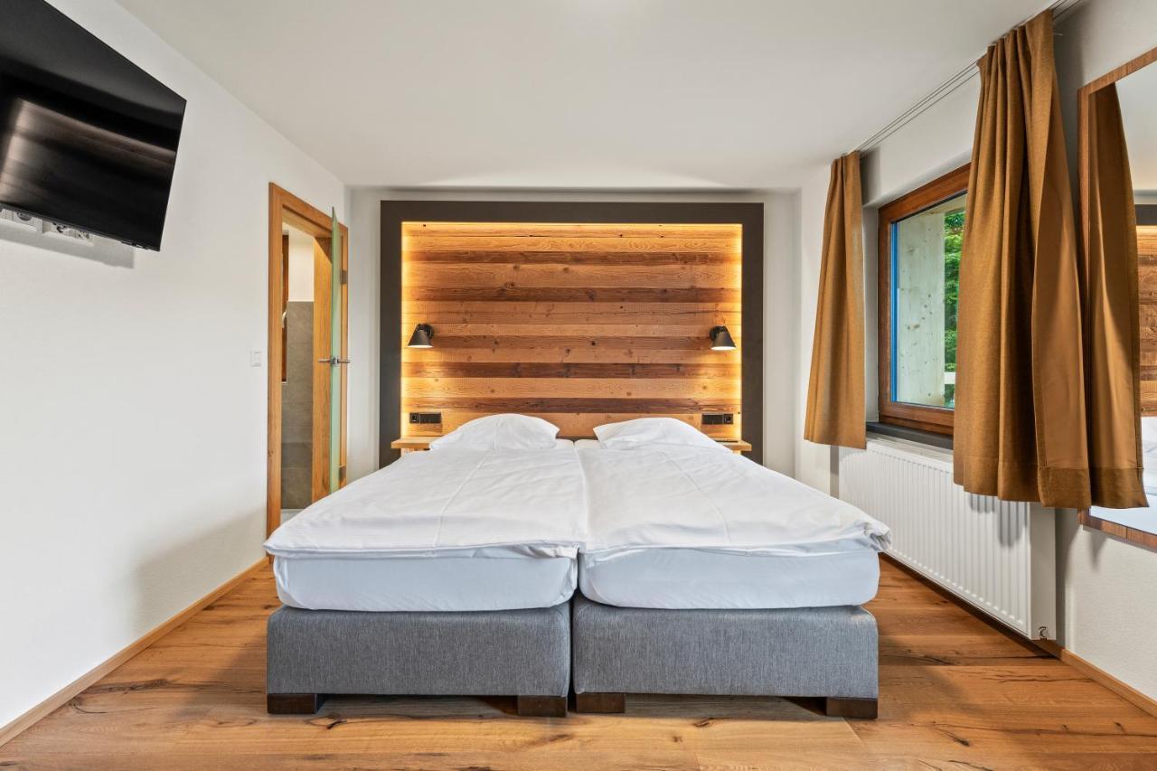 Small Double Room Lake View