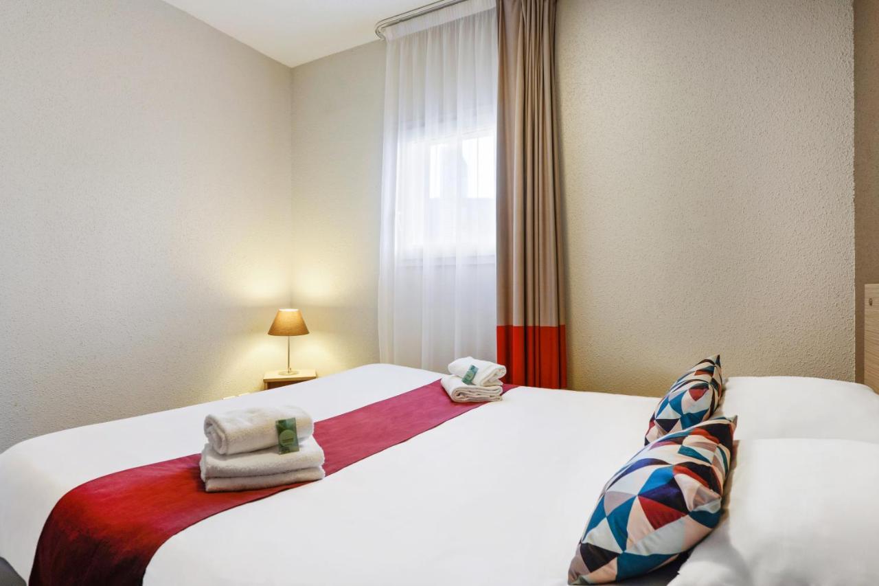One-Bedroom Apartment,1149850867:JPEG