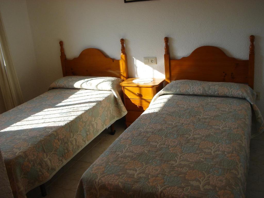 Two-Bedroom Bungalow,21652014:JPEG