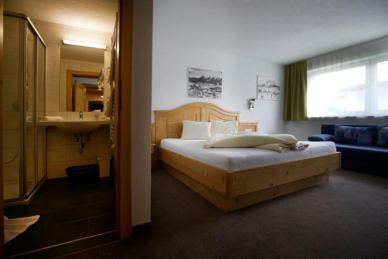 Two-Bedroom Apartment,1151572845:JPEG