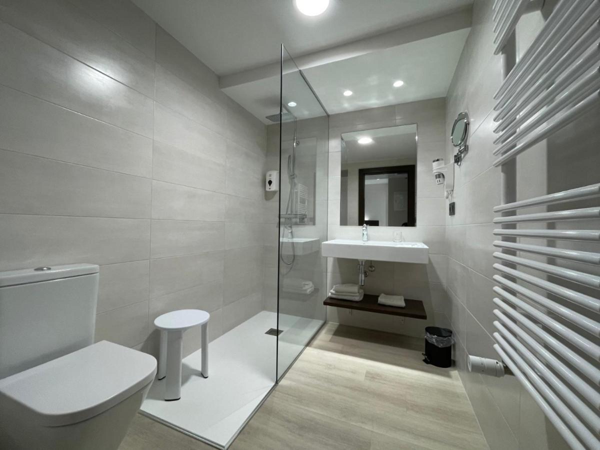 Triple Room,1151576604:JPEG