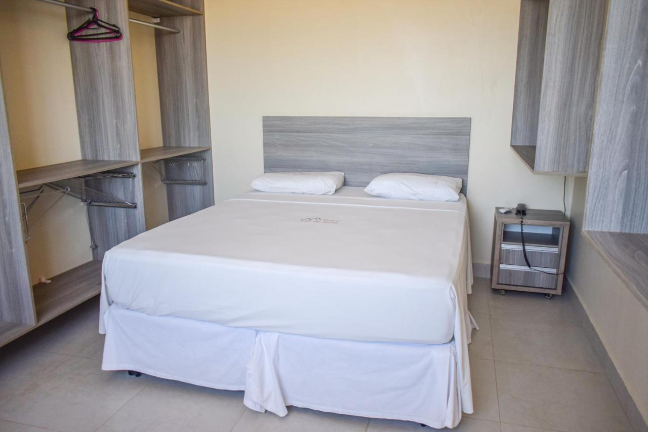 One-Bedroom Apartment,1152750243:JPEG