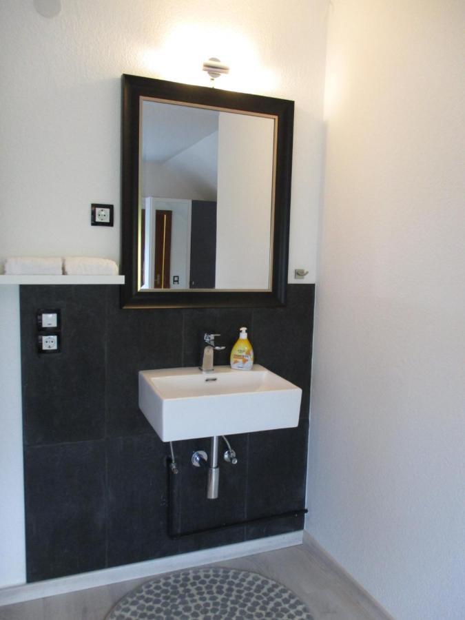 Single Room,1151991432:JPEG