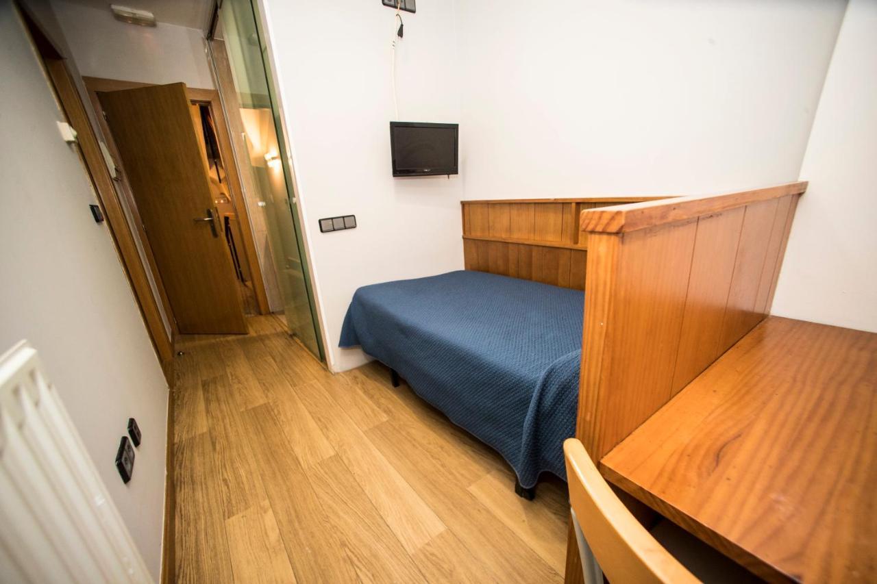 Single Room,1152705489:JPEG